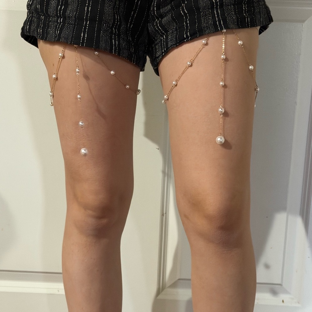 Pair of Francesca's Pearl & Rhinestone Thigh Chains - Beige Straps
